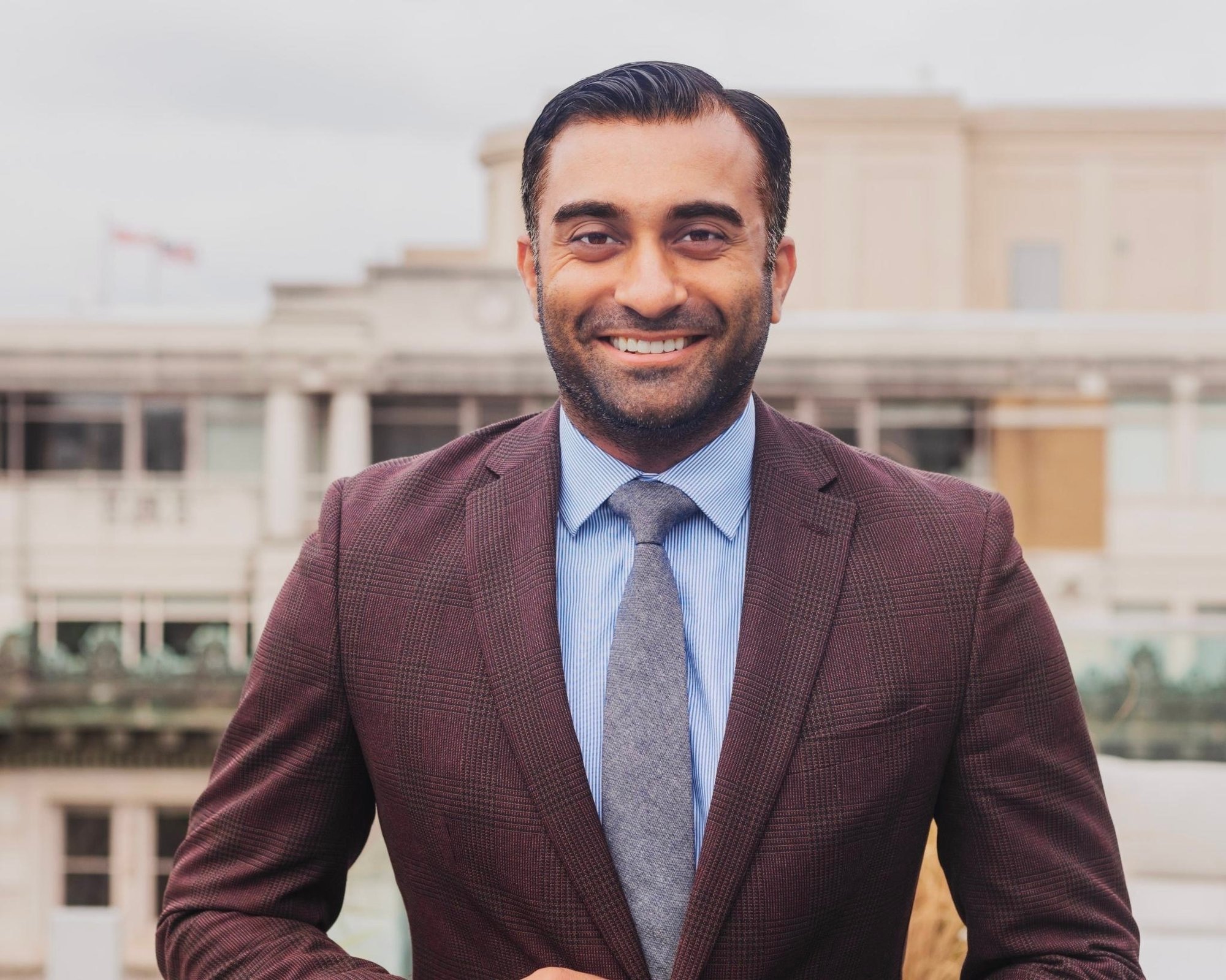 Akash Patel headshot