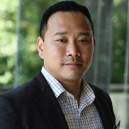 Charles Lu headshot